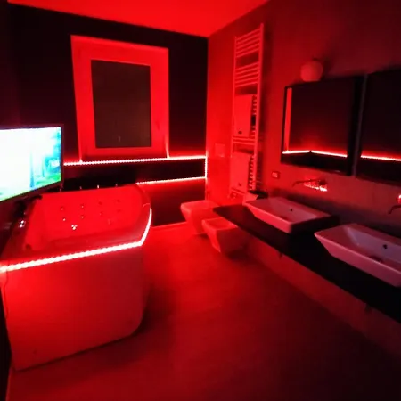 Fata 4* مونوبولي